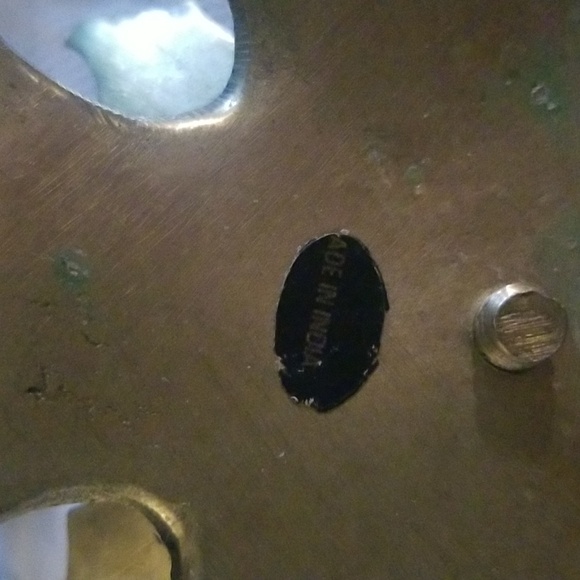 Vintage Brass Leaf Candlestick Holder-Made in India-Set of 2 - Picture 8 of 11